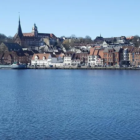 Apartment Loft 5 - Urlaub Direkt An Der Foerde